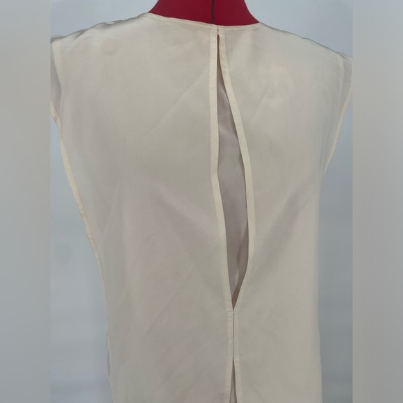 Vintage Silk Cream Layered Sleeveless Blouse - Picture 3 of 11